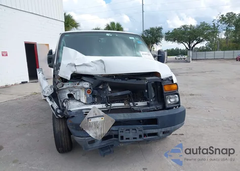 2010 Ford E-150 Commercial/Recreational из США, поврежденный, VIN 1FTNE1EW1ADA91512